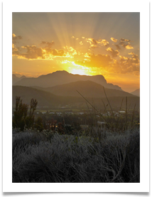 FRANSCHHOEK SUNSET - Steve Hodson